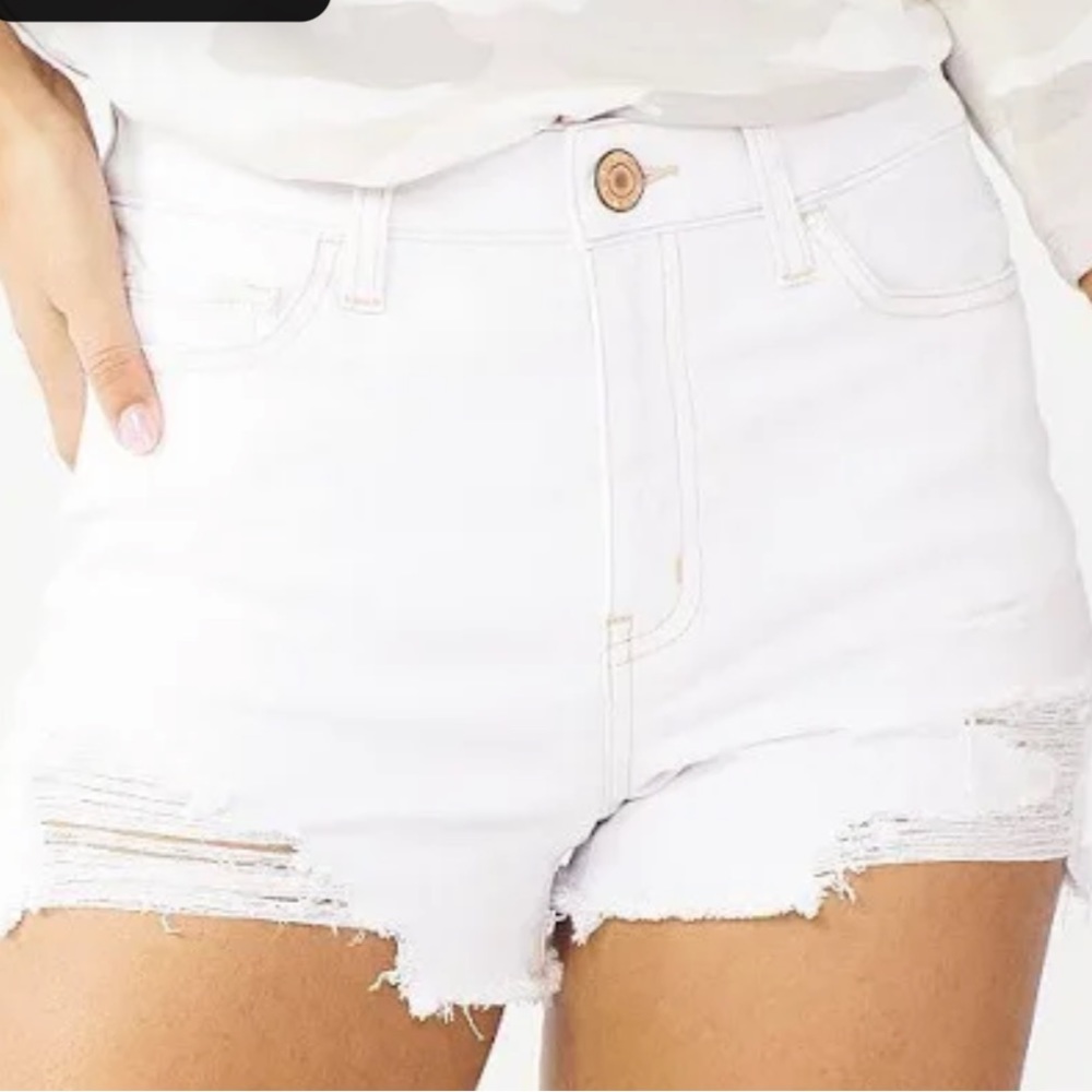 Cutoff White Shorts